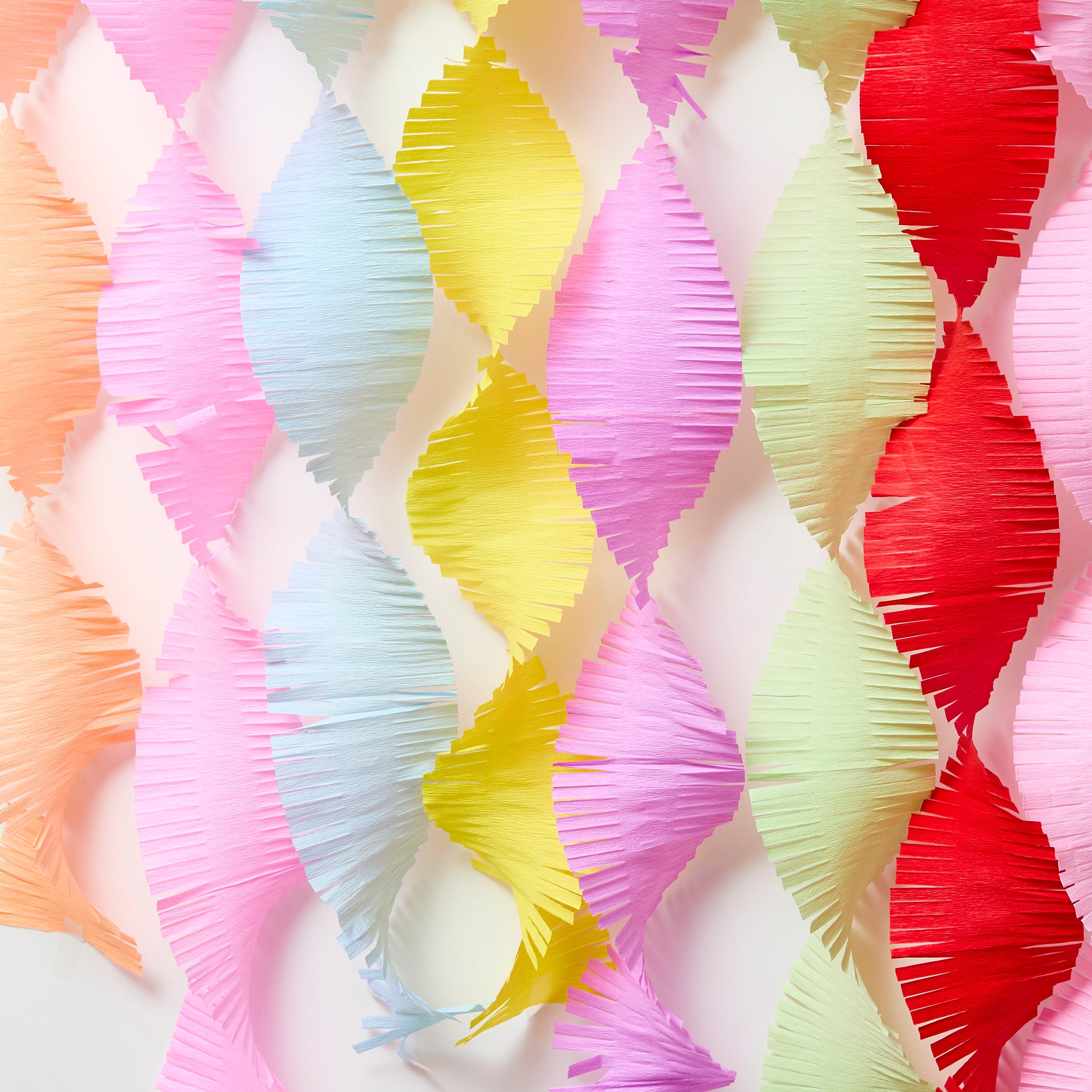 Colourful Crepe Streamer Set - Set of 8