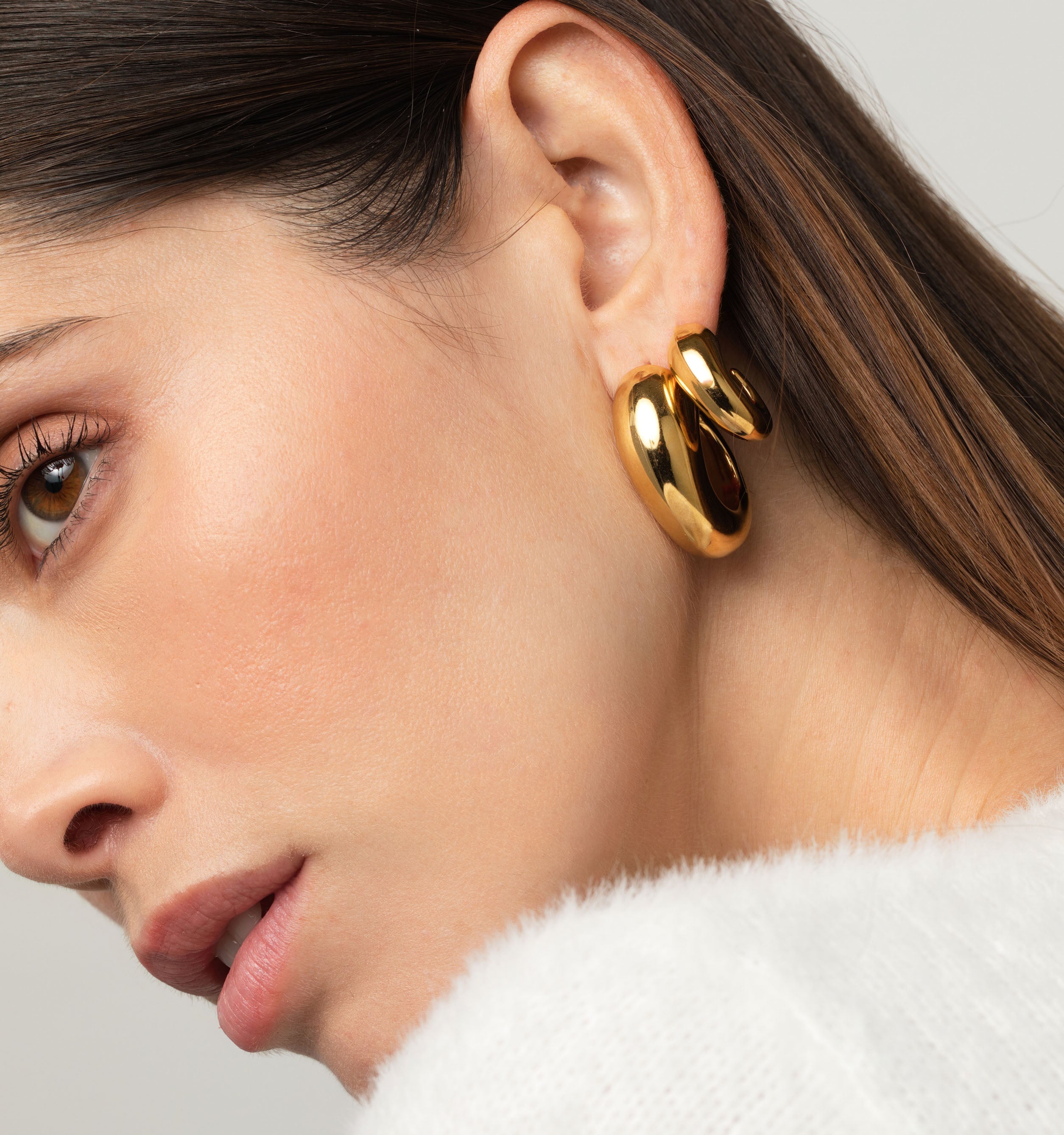 Paloma Swirl Hoops - Medium