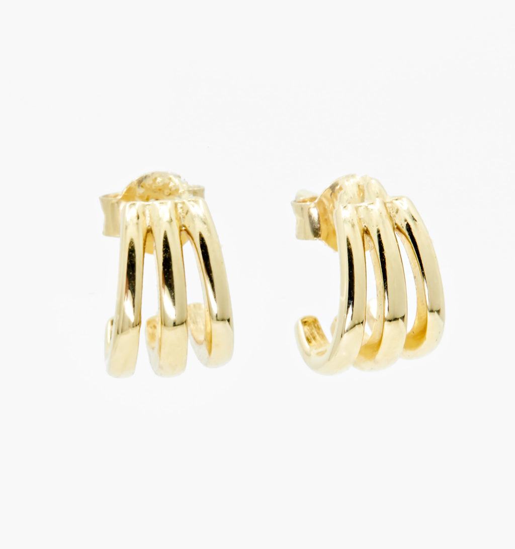 gold earrings